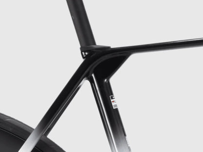 Vélo de route carbone SAVA "Eldir 4.0", Wheeltop Di2 2x13, 7,7 kg