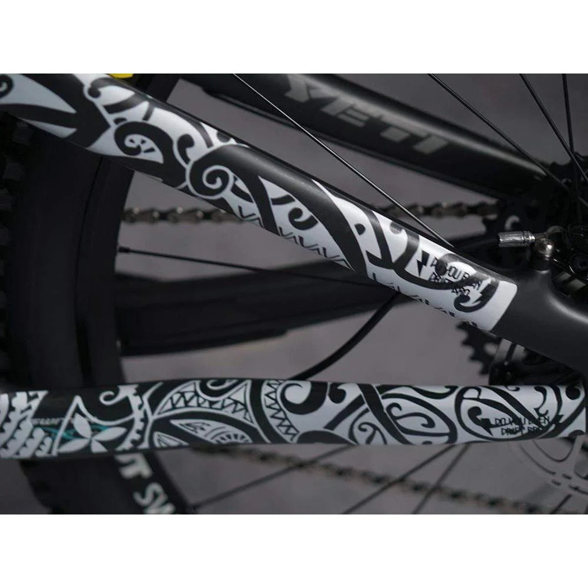 Sticker de cadre Maori White
