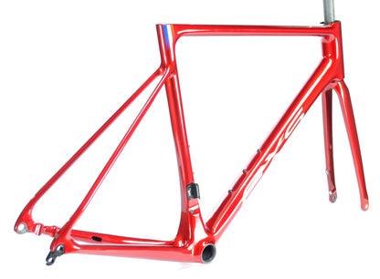 KIT CADRE ET FOURCHE ROUTE CARBONE 700 DISQUE ROUGE 57